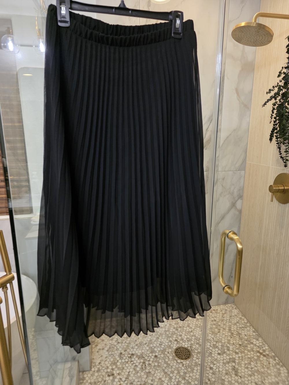 Vince Camuto Black Pleated Midi Skirt SZ M